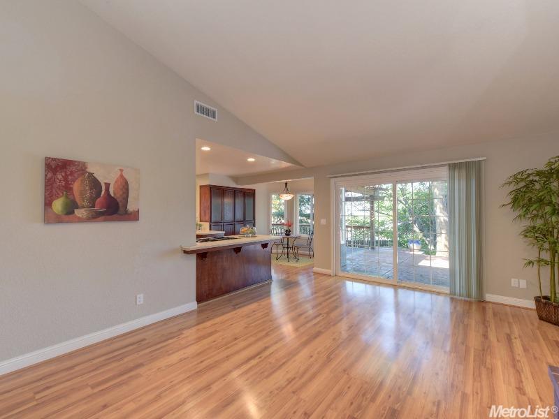 103 Echo Ct, Folsom, CA 95630 photo 12