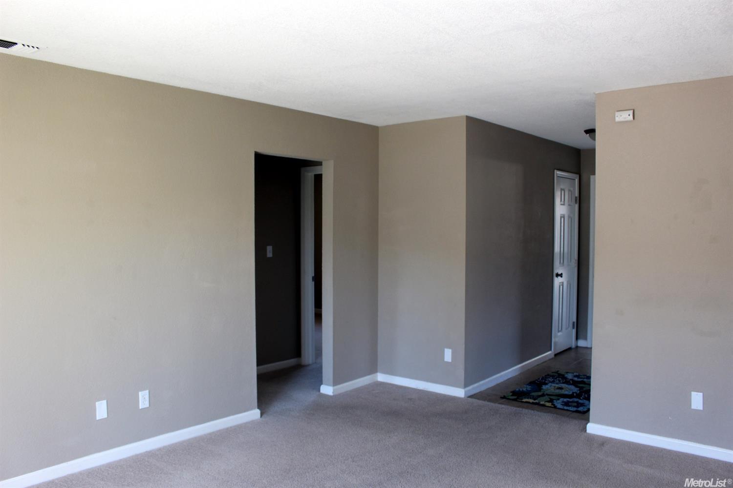 654 Diane Dr, Manteca, CA 95336 photo 13