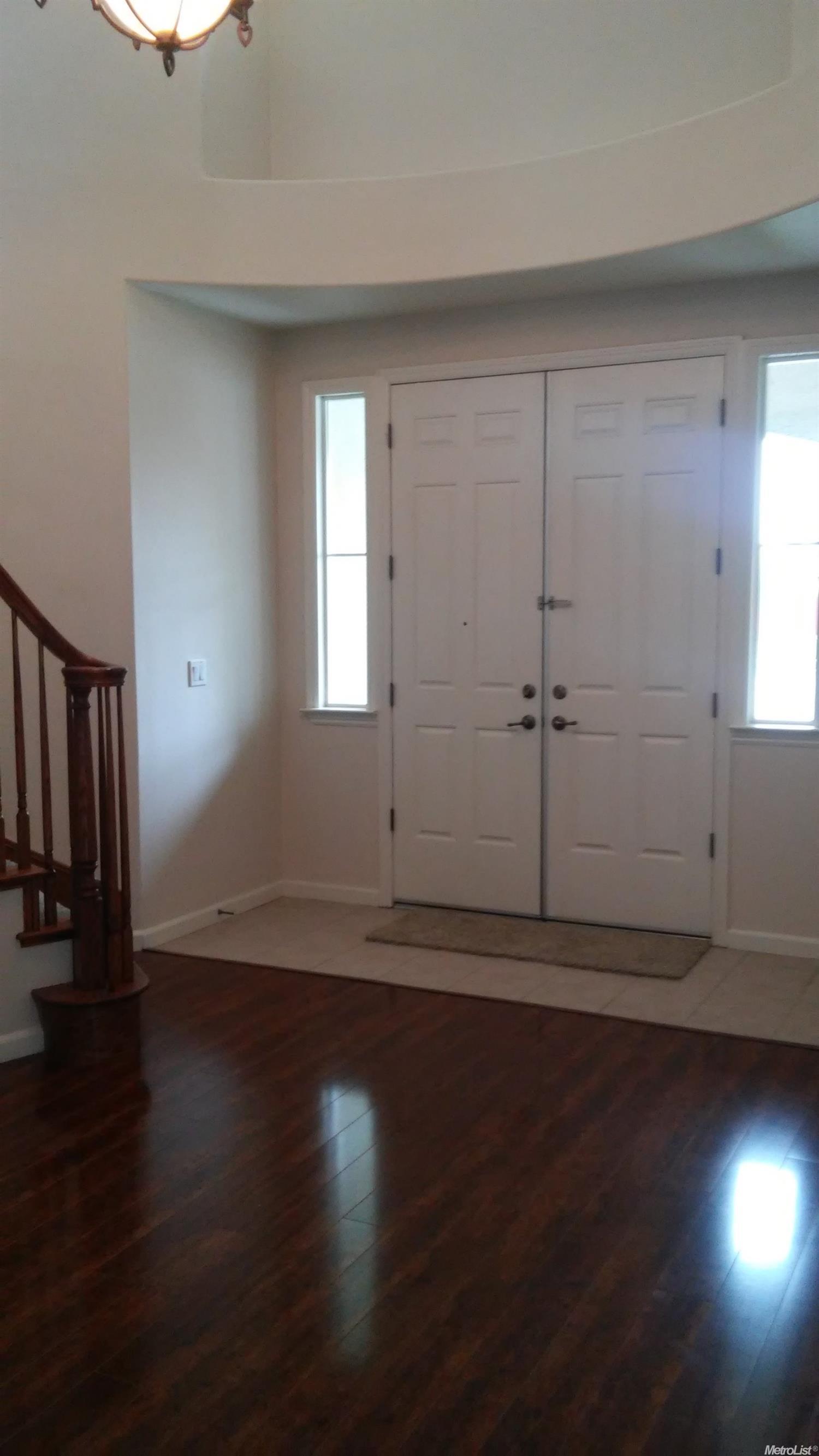 113 W Colony Rd, Ripon, CA 95366 photo 3