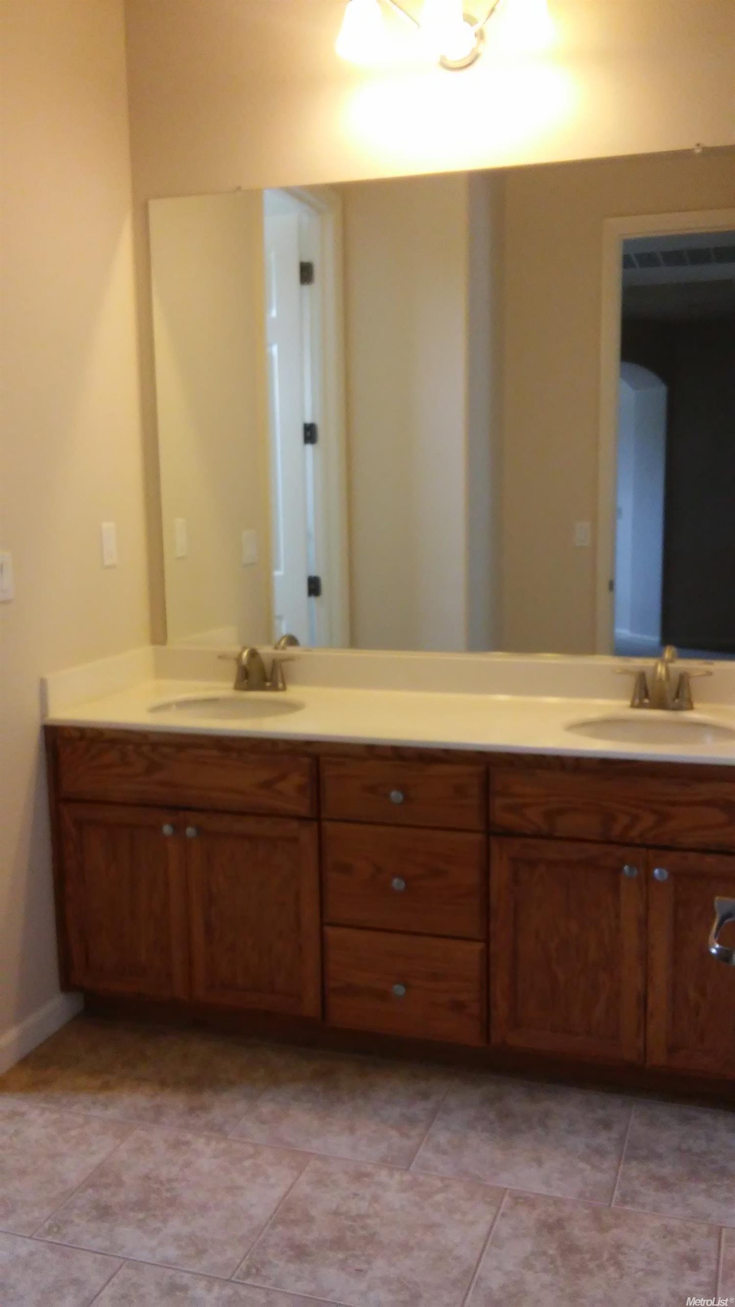 113 W Colony Rd, Ripon, CA 95366 photo 15