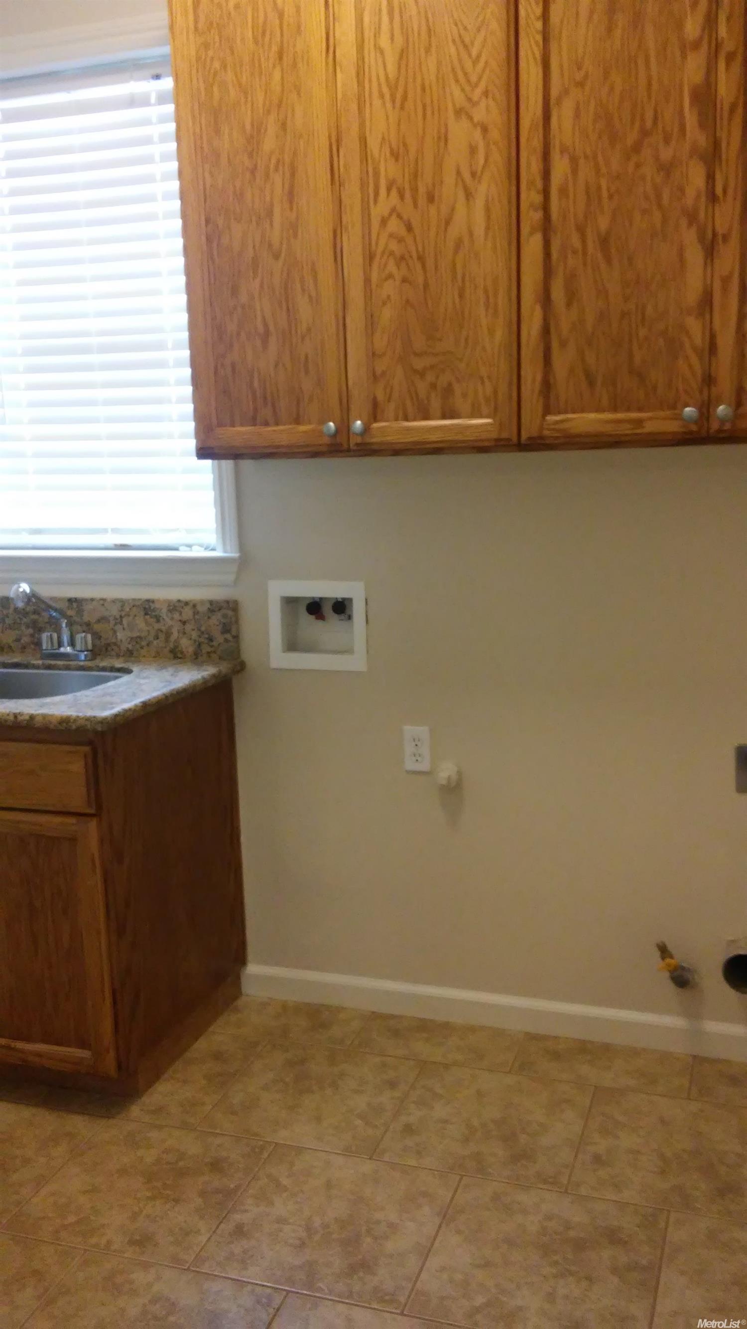 113 W Colony Rd, Ripon, CA 95366 photo 17