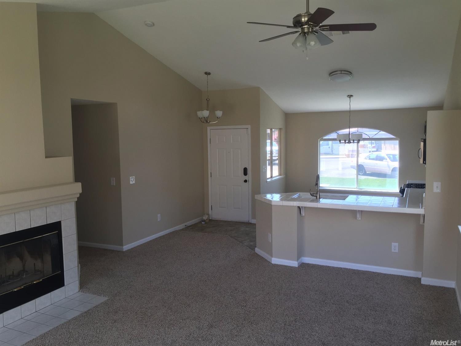 5212 Cimarron Ct, Salida, CA 95368 photo 2