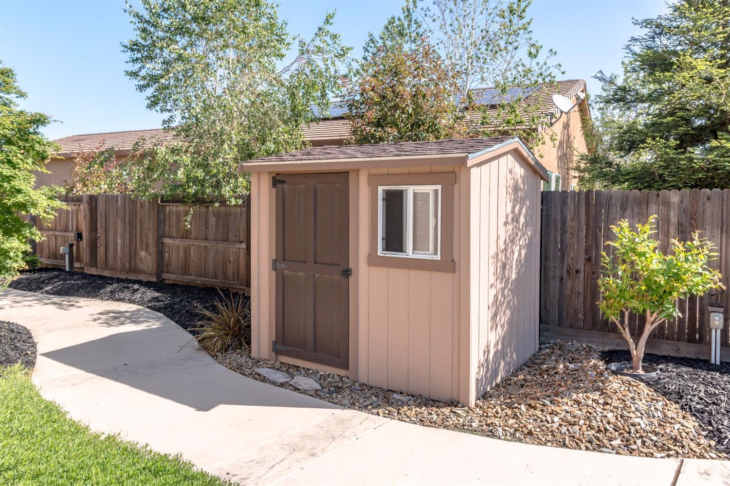 876 Golden Pond Dr, Manteca, CA 95336 photo 16