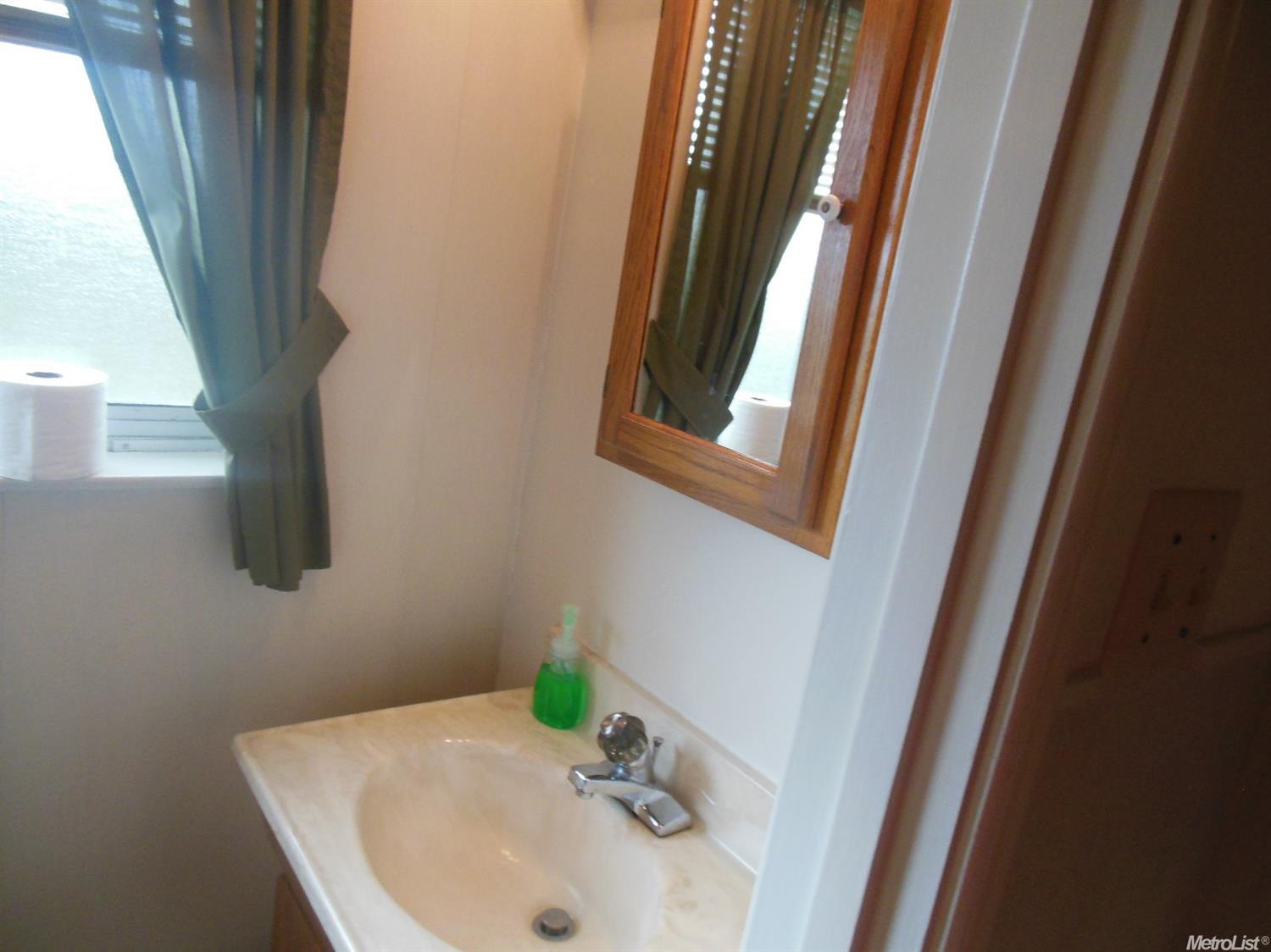 700 N Ham Ln, Lodi, CA 95242 photo 10