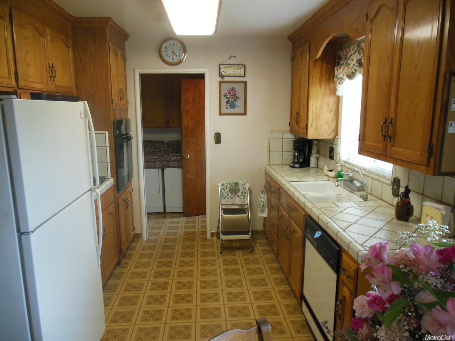 700 N Ham Ln, Lodi, CA 95242 photo 12