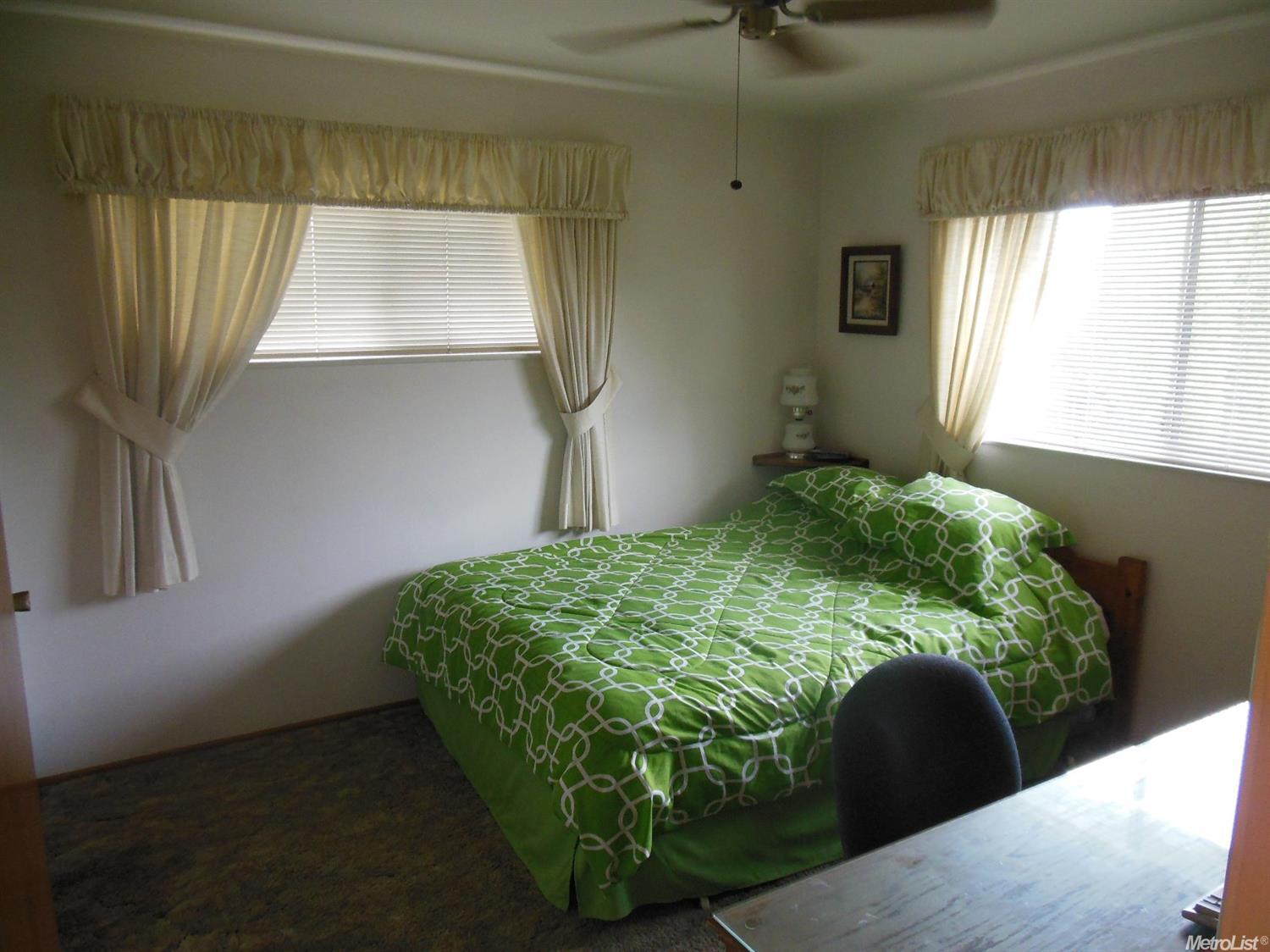 700 N Ham Ln, Lodi, CA 95242 photo 4