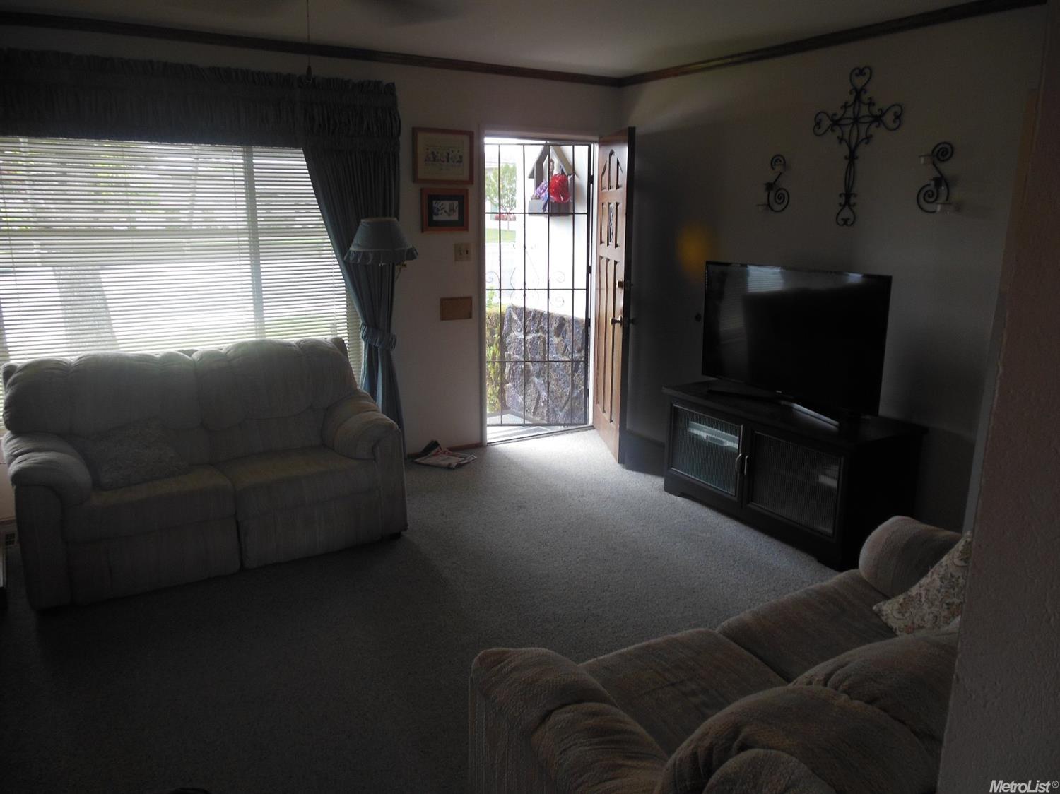 700 N Ham Ln, Lodi, CA 95242 photo 13