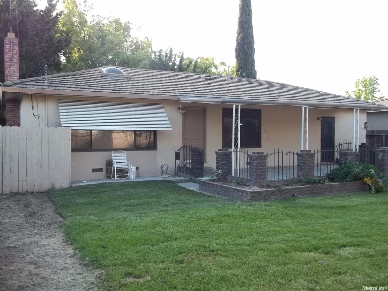 618 N Pacific Ave, Lodi, CA 95242 photo 4