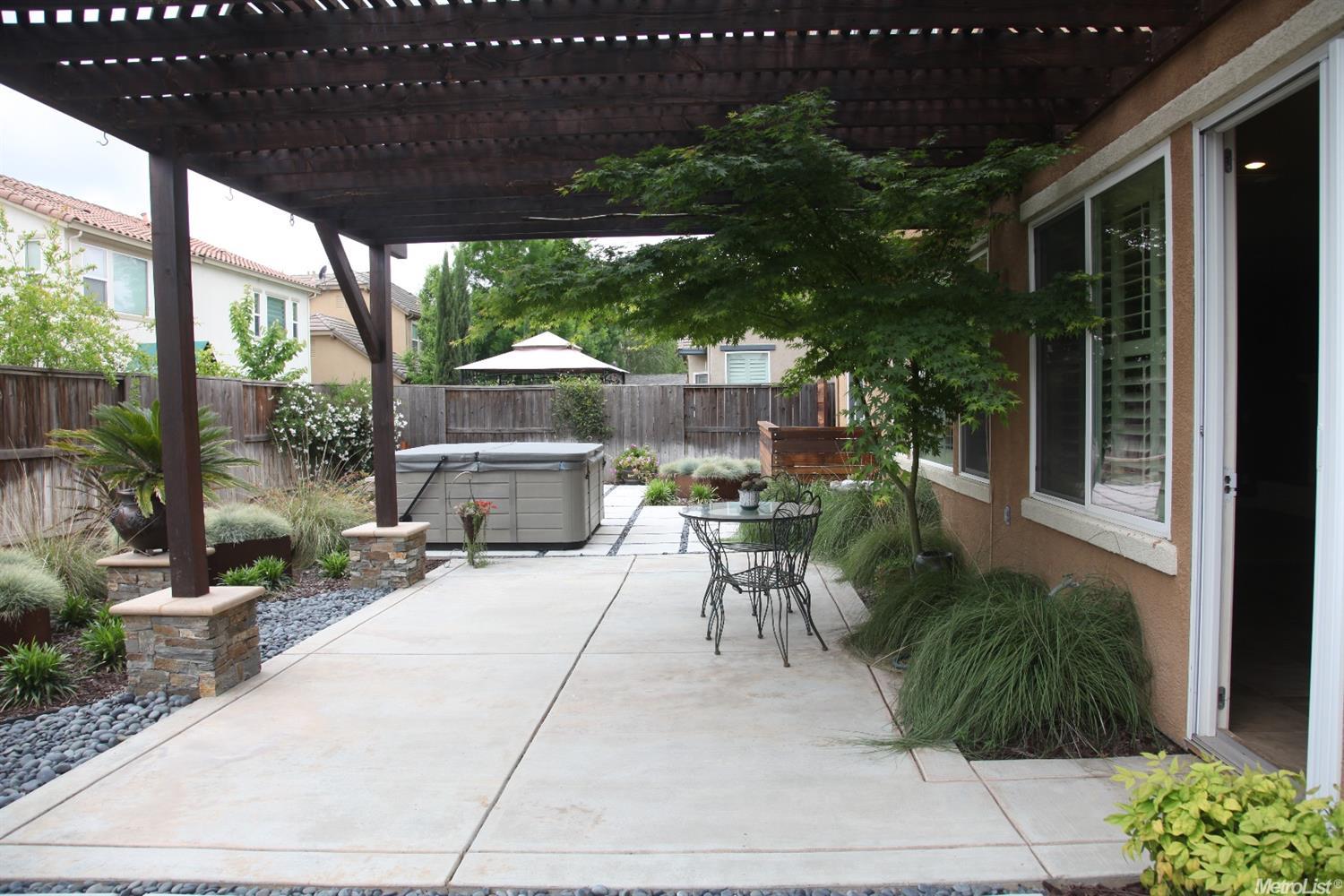 2076 Katnich Ln, Lodi, CA 95242 photo 4