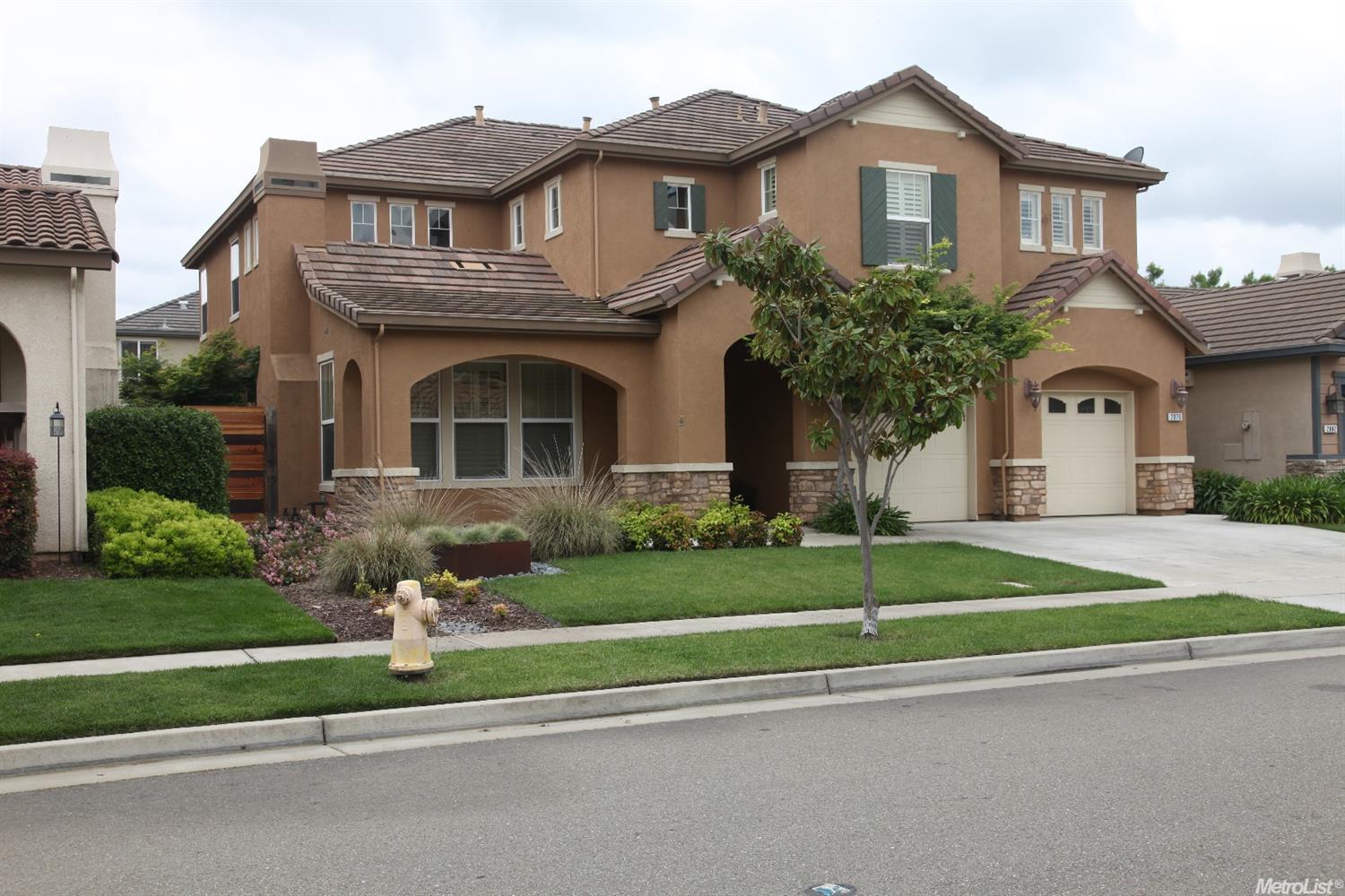 2076 Katnich Ln, Lodi, CA 95242 photo 1