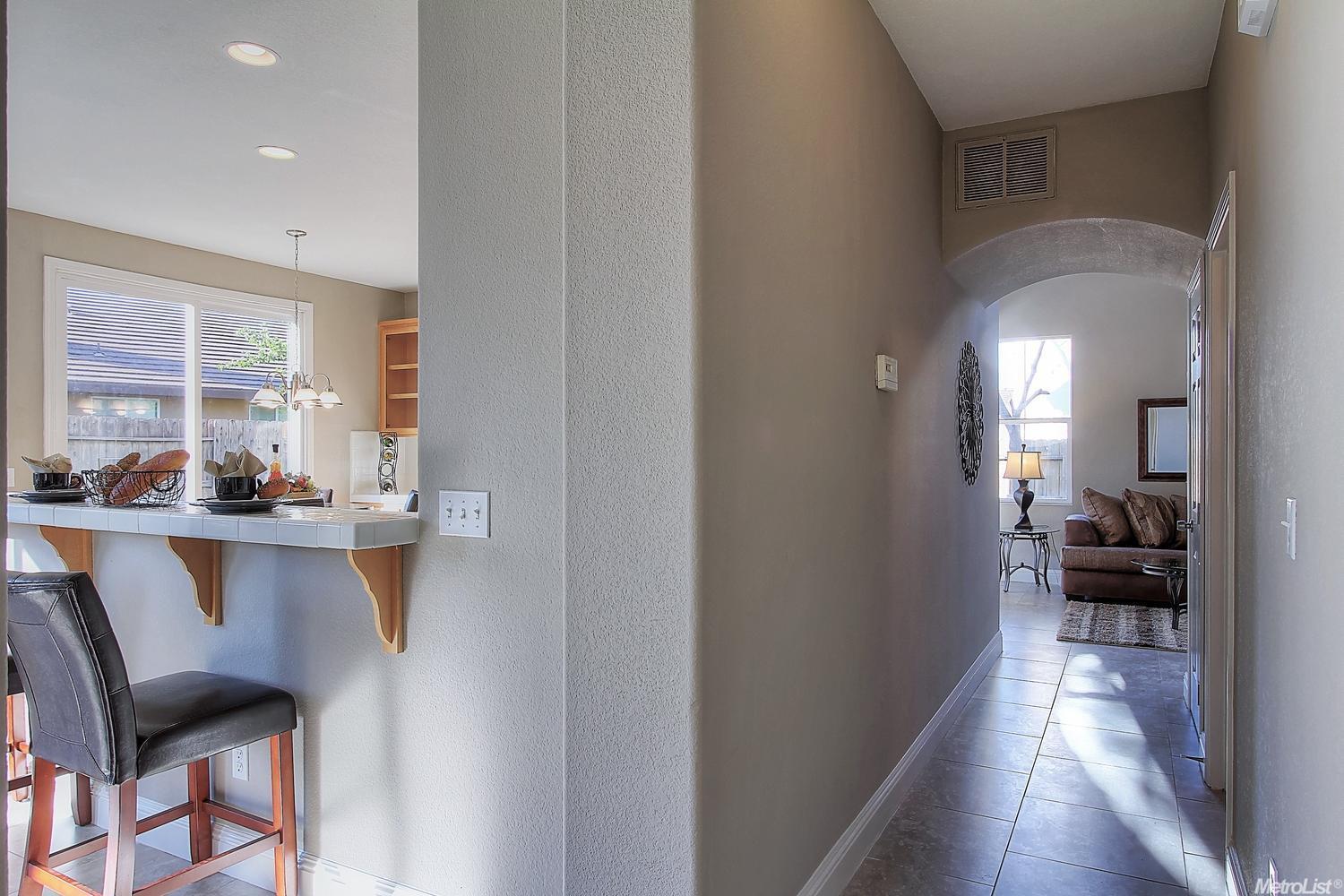 901 Platinum Ave, Lathrop, CA 95330 photo 14