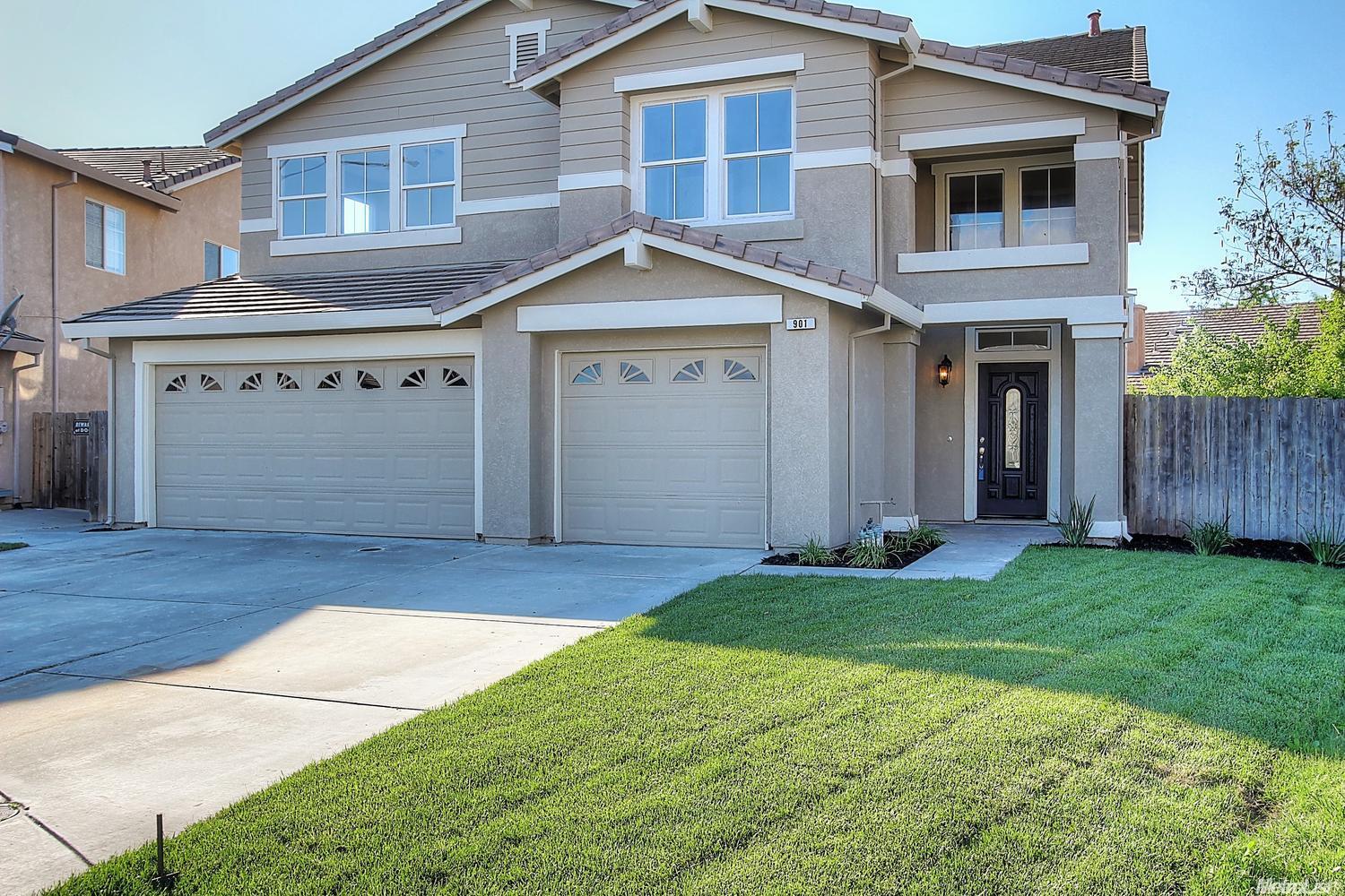 901 Platinum Ave, Lathrop, CA 95330 photo 1