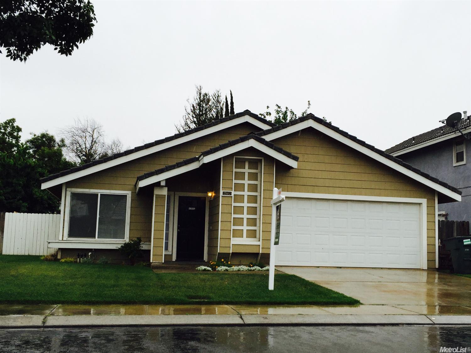 608 Park Meadow Dr, Modesto, CA 95358 photo 1