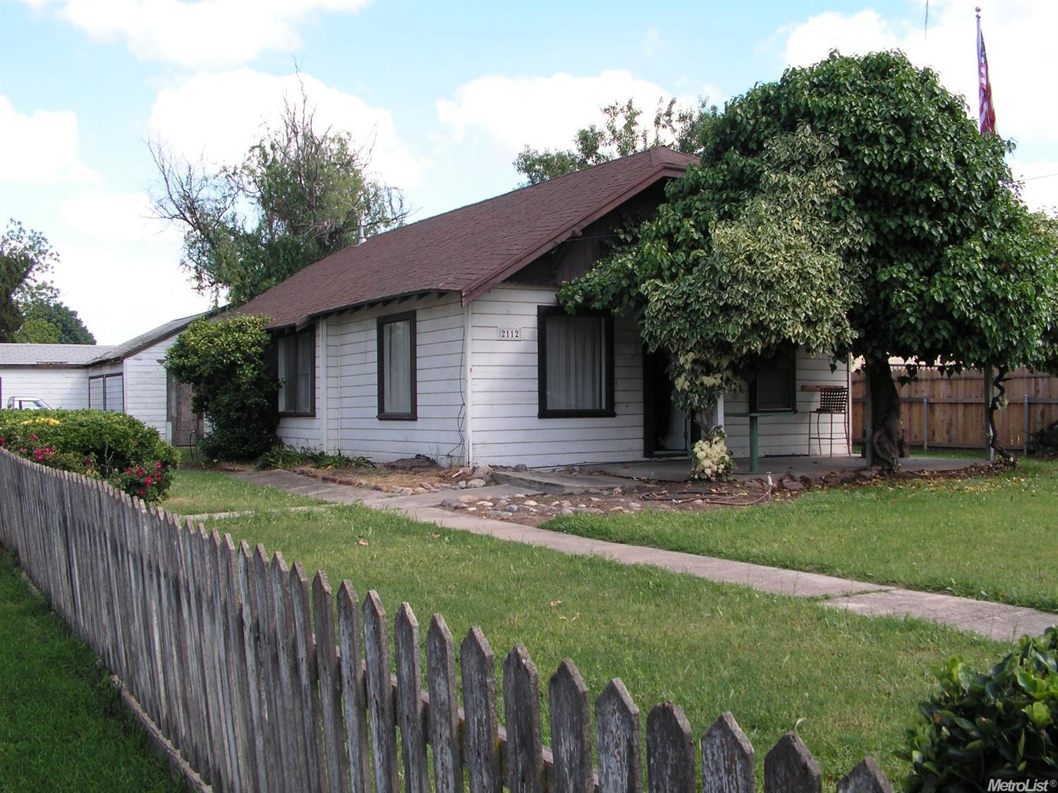 2112 Herndon Rd, Ceres, CA 95307 photo 1