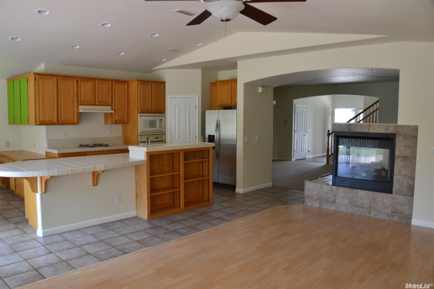 2724 Henri Ct, Davis, CA 95618 photo 5