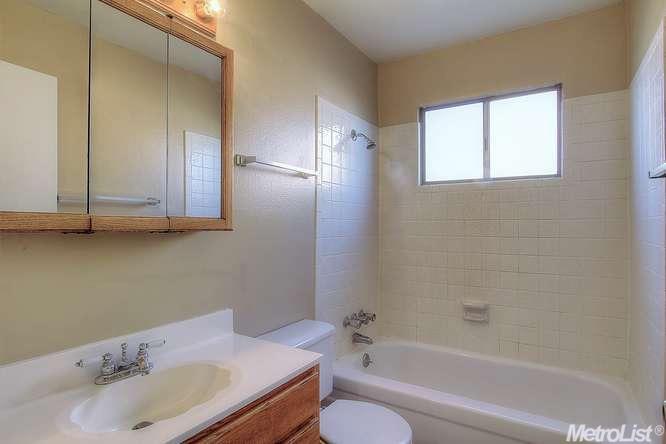 296 Marty Dr, Manteca, CA 95336 photo 10