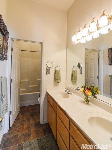 635 John Roos Ave, Ripon, CA 95366 photo 16