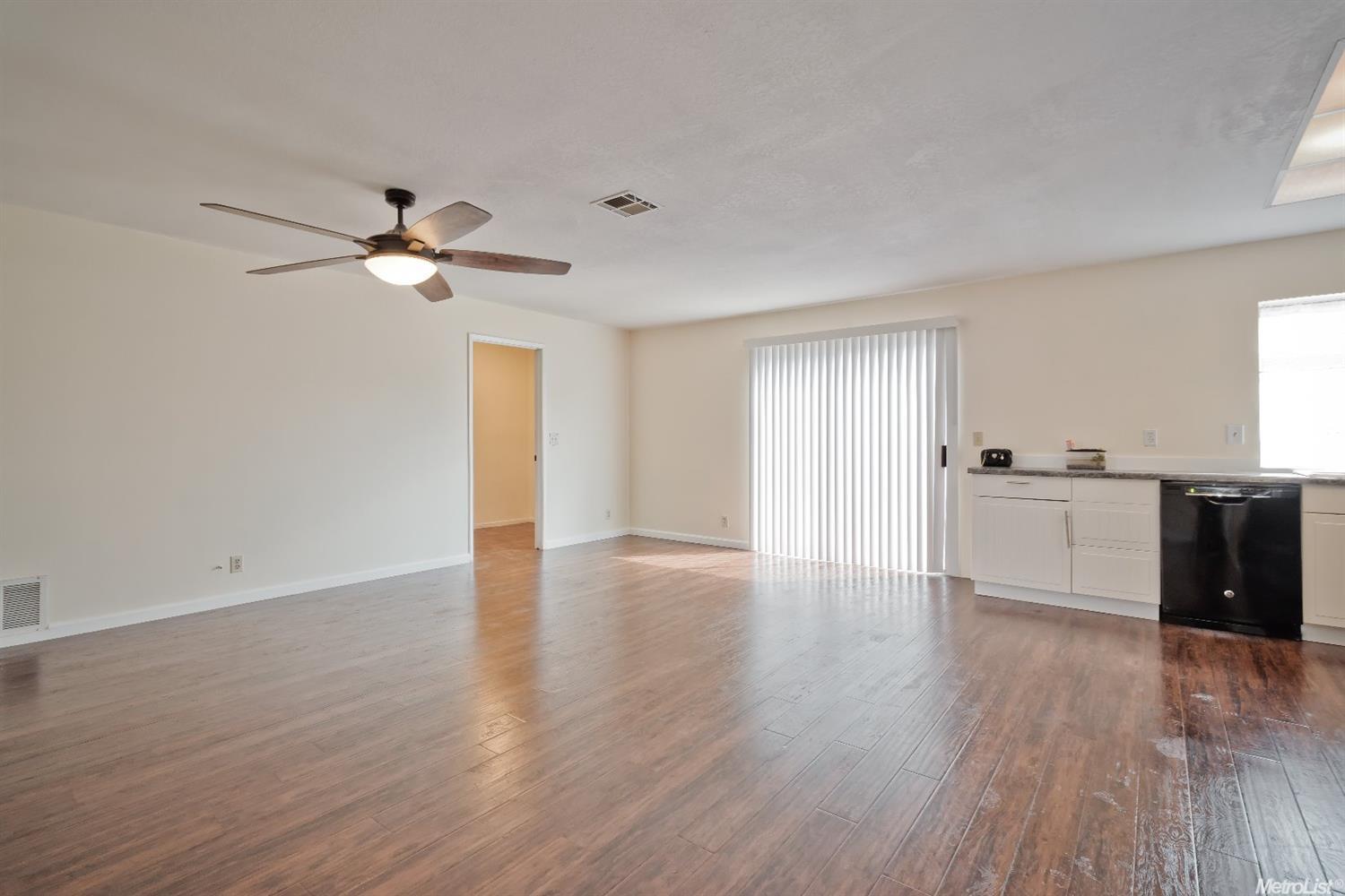 1320 Sprague St, Manteca, CA 95336 photo 5