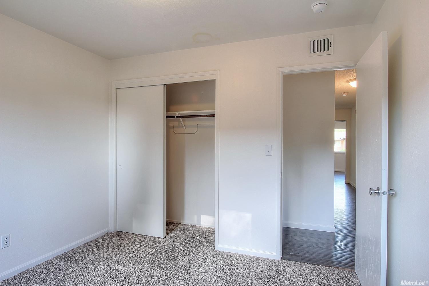 1609 Ascot Dr, Modesto, CA 95350 photo 13