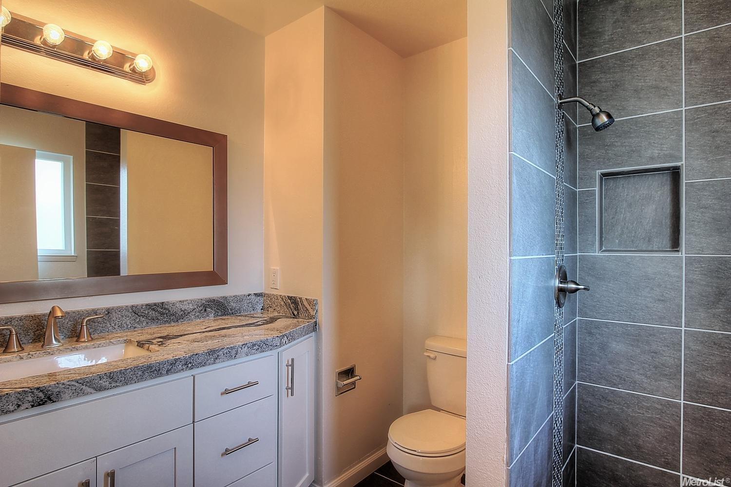 1609 Ascot Dr, Modesto, CA 95350 photo 10
