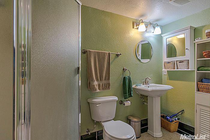 2081 5th St, Davis, CA 95618 photo 11