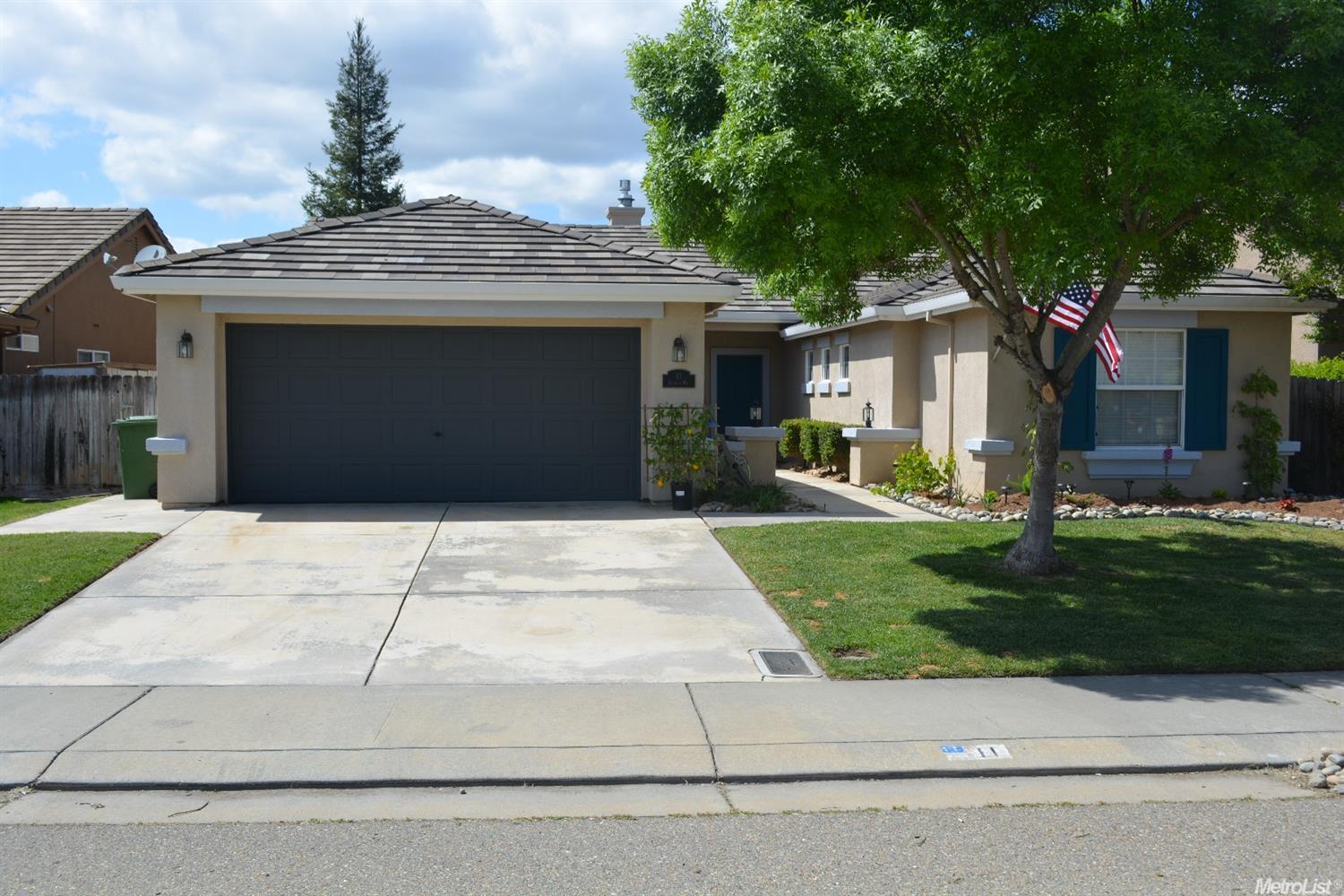 11 Elderica Way, Lodi, CA 95242 photo 1