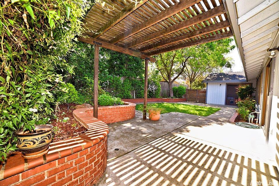 4938 Kurz Cir, Carmichael, CA 95608 photo 8