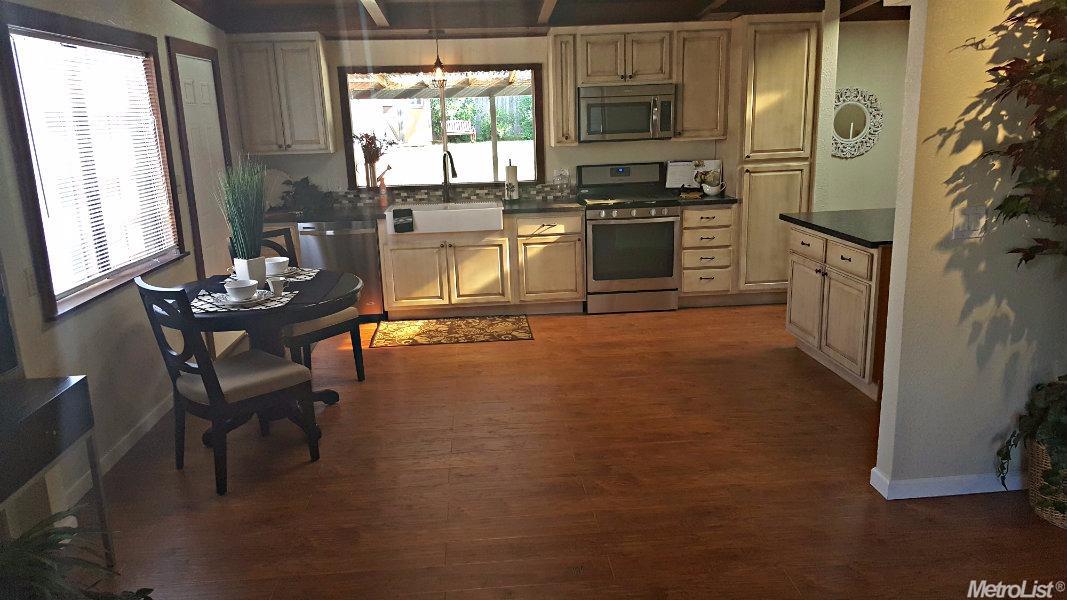 6715 Lincoln Ave, Carmichael, CA 95608 photo 3