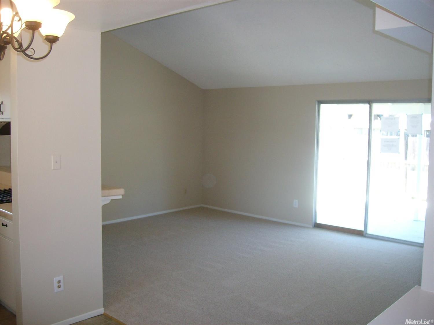 3205 April Ct, Modesto, CA 95354 photo 2
