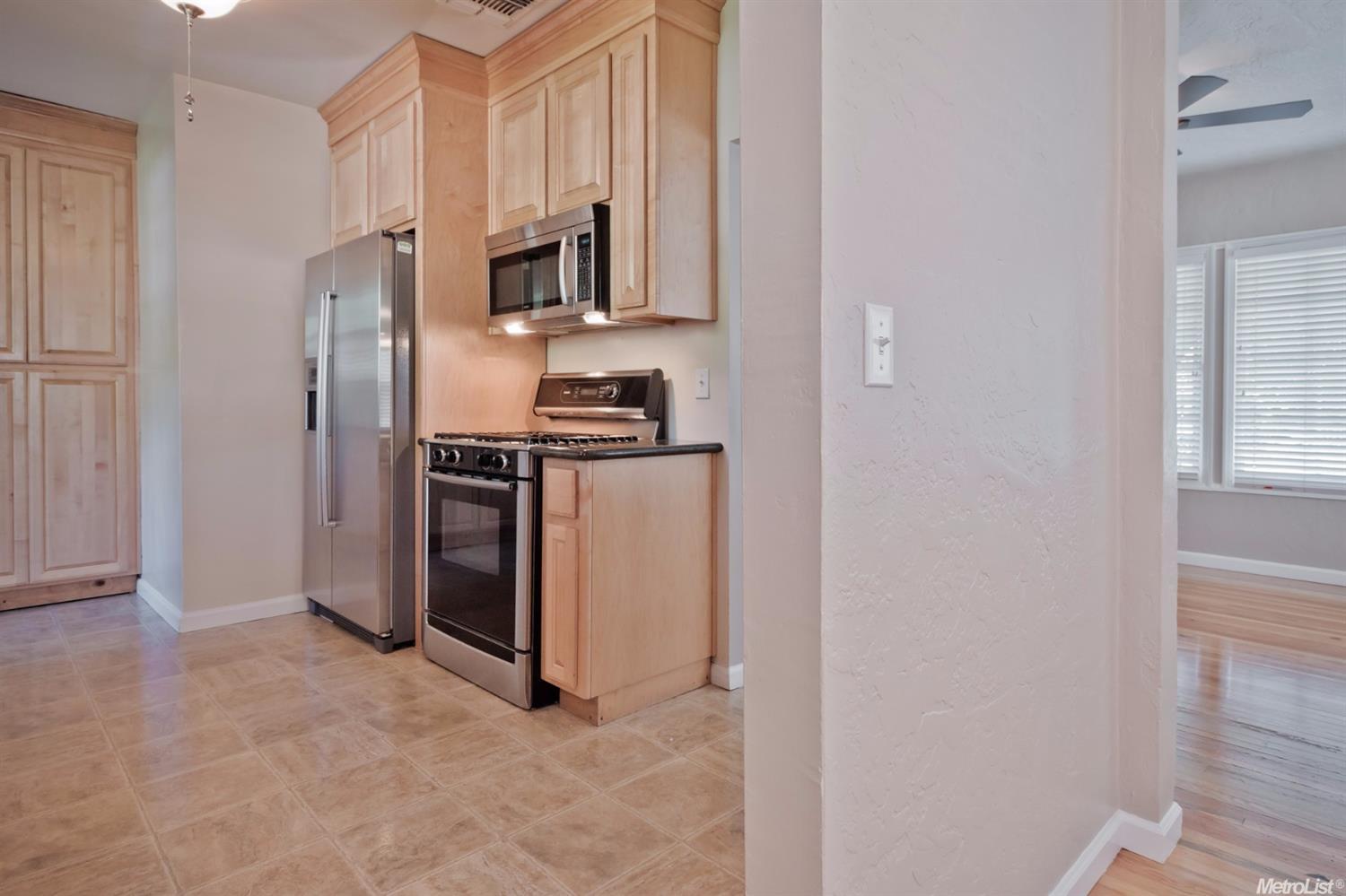 1240 Brady Ave, Modesto, CA 95350 photo 11