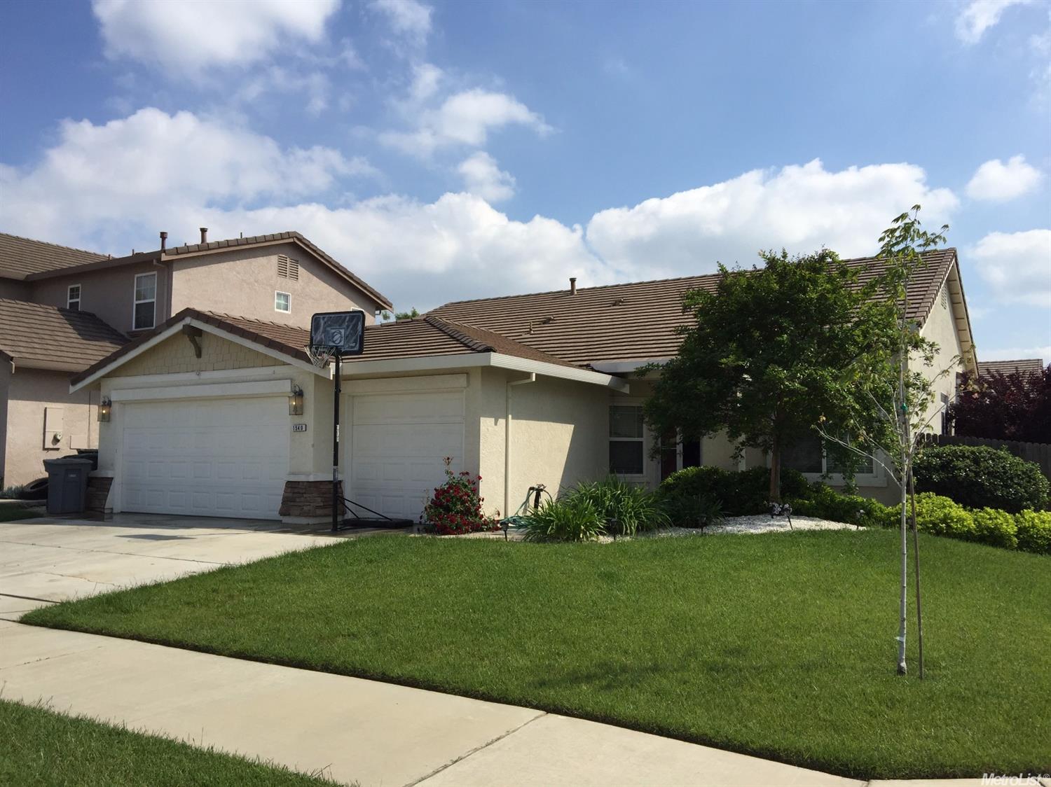 1540 Esplanade, Merced, CA 95348 photo 2