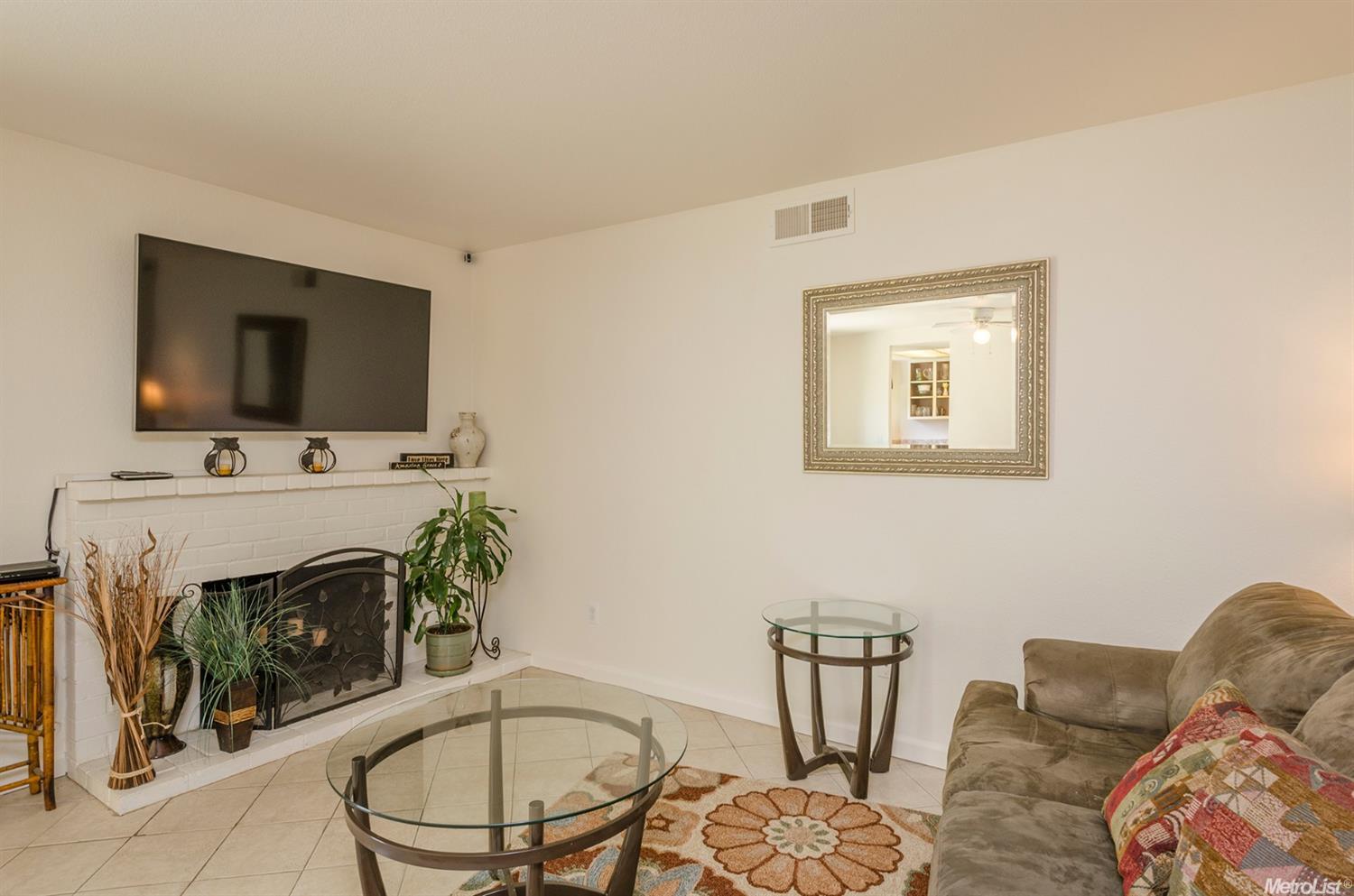 7614 Bierston St, Citrus Heights, CA 95621 photo 4