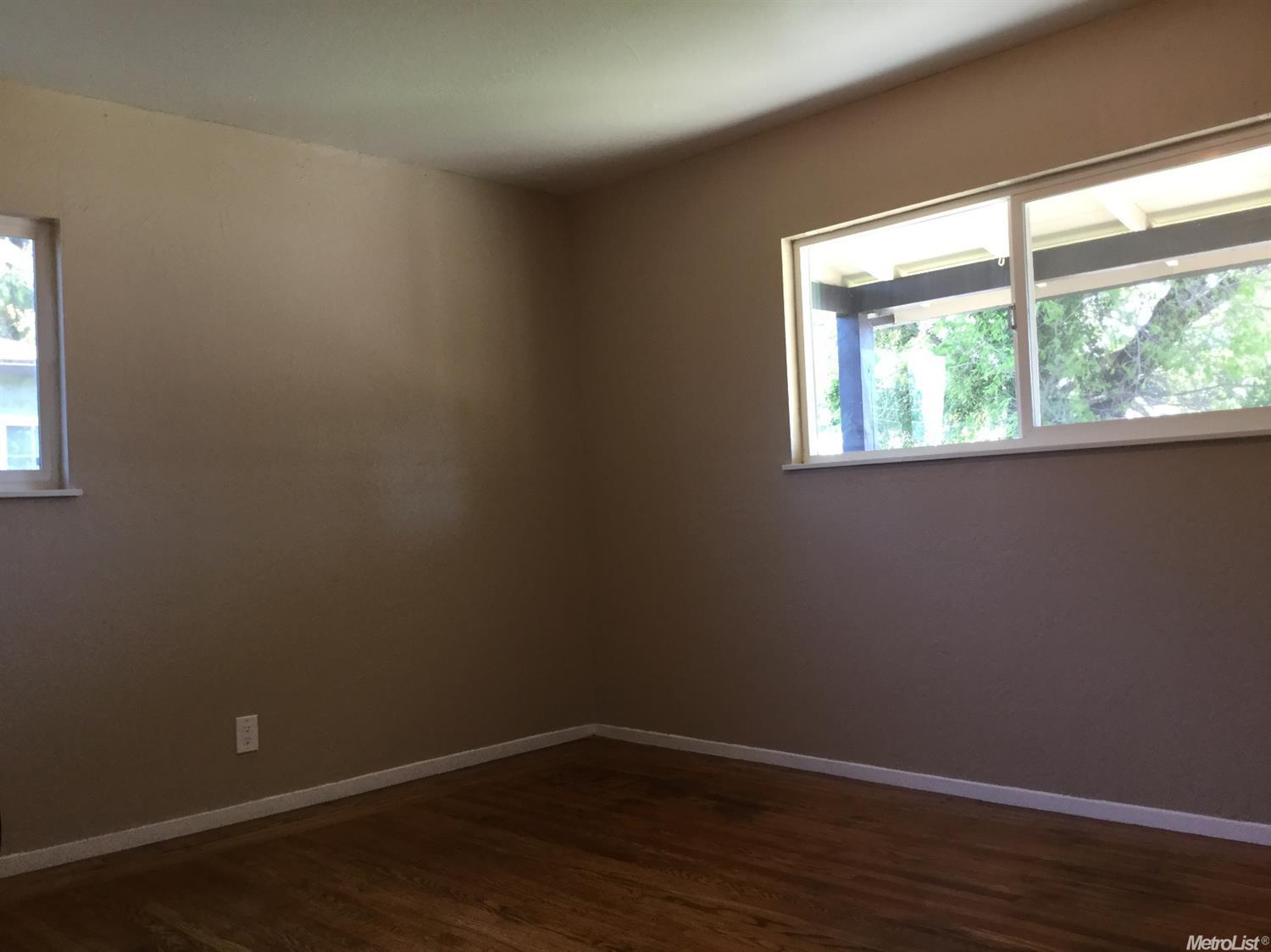 825 Elm Ave, Modesto, CA 95351 photo 8