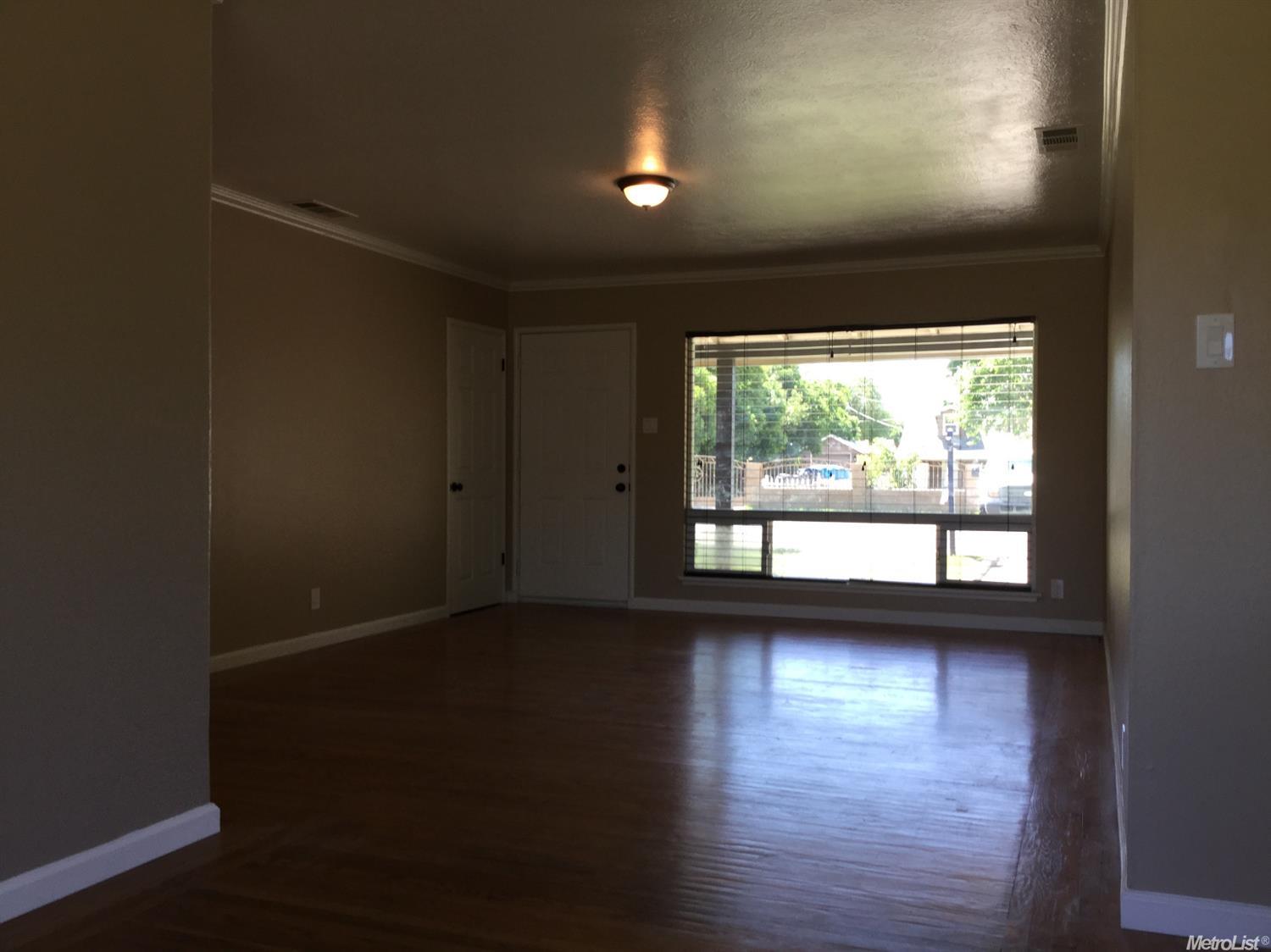 825 Elm Ave, Modesto, CA 95351 photo 5