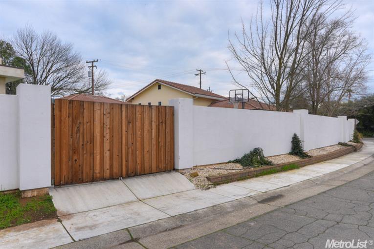 5717 Robertson Ave, Carmichael, CA 95608 photo 4