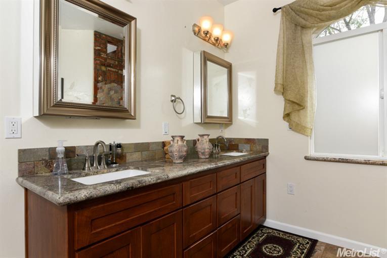 5717 Robertson Ave, Carmichael, CA 95608 photo 14
