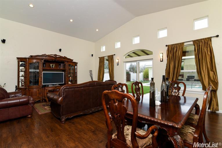 5717 Robertson Ave, Carmichael, CA 95608 photo 8