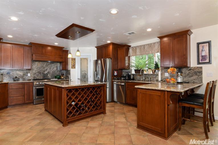 5717 Robertson Ave, Carmichael, CA 95608 photo 10