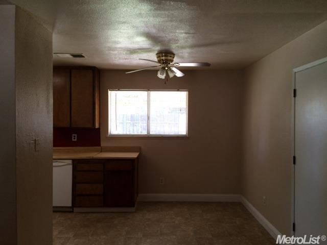 120 Leverton Dr, Patterson, CA 95363 photo 7