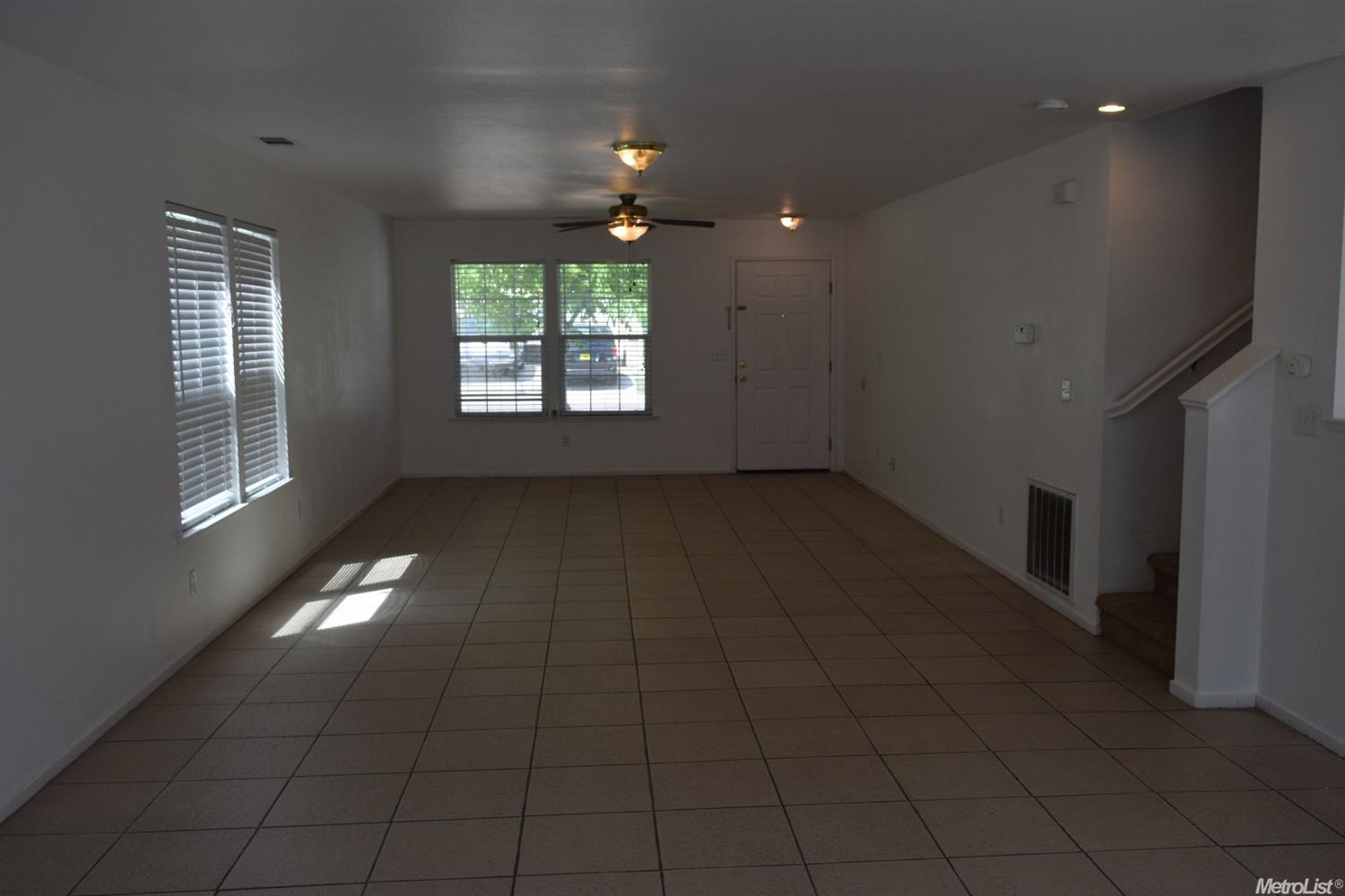 1232 Daylight Dr, Merced, CA 95348 photo 2
