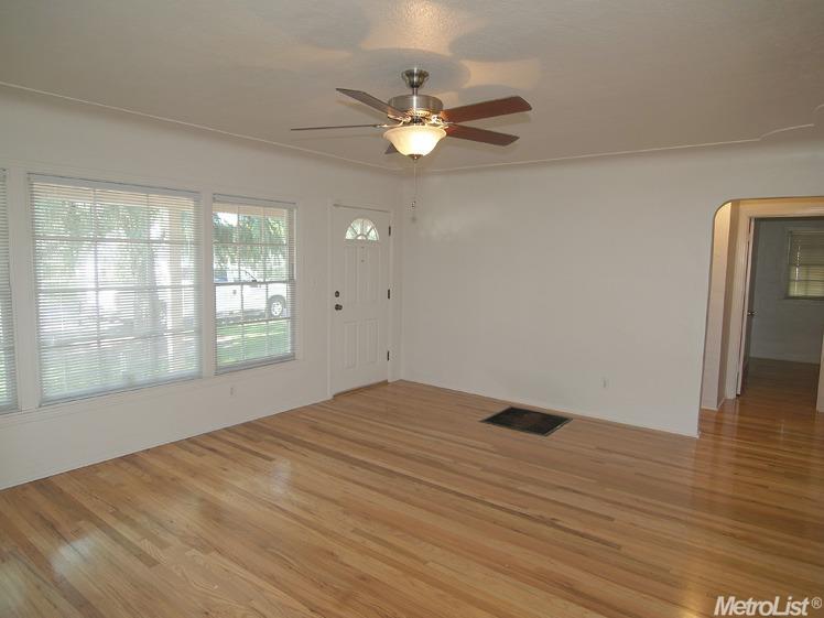 2049 Haddon Ave, Modesto, CA 95354 photo 6