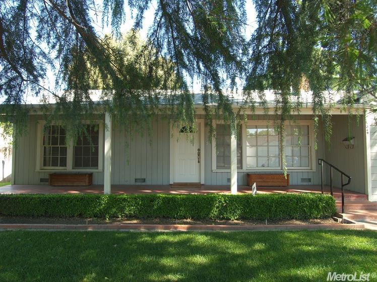 2049 Haddon Ave, Modesto, CA 95354 photo 3