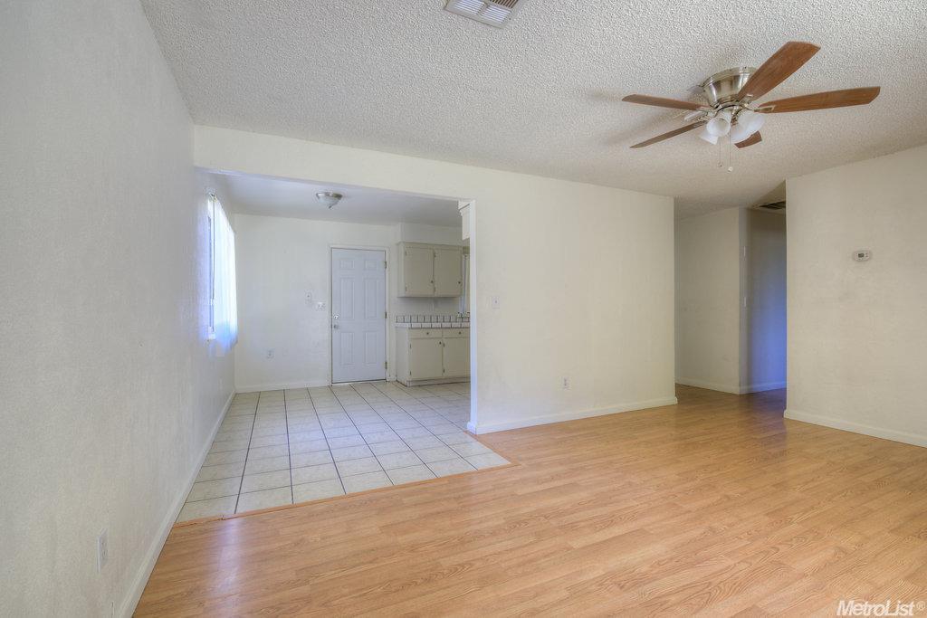 1013 Mock Ave, Modesto, CA 95351 photo 5