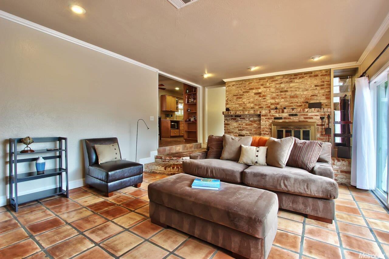 4312 Glenridge Dr, Carmichael, CA 95608 photo 8