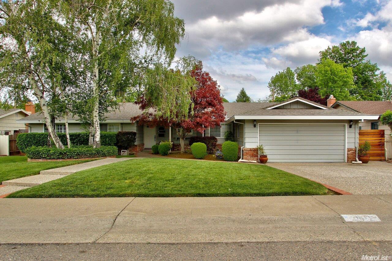 4312 Glenridge Dr, Carmichael, CA 95608 photo 1