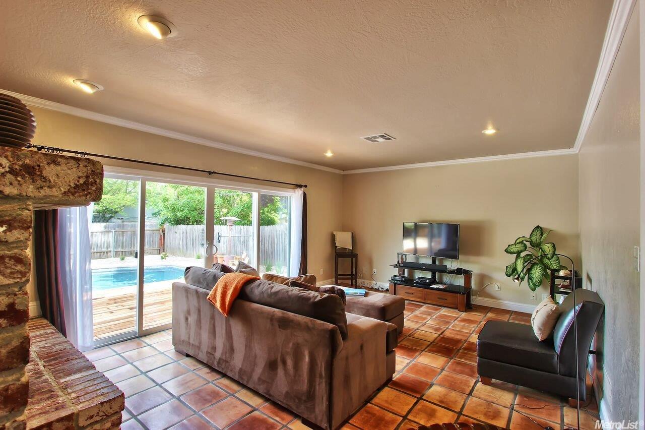4312 Glenridge Dr, Carmichael, CA 95608 photo 24