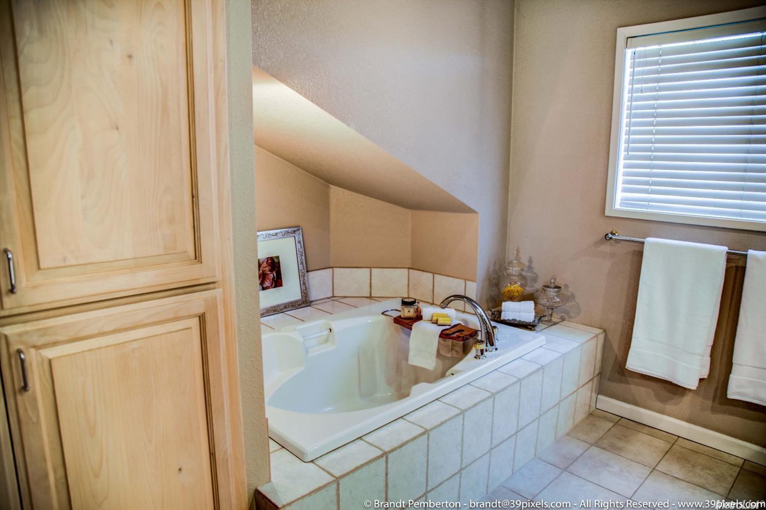619 Atherton Dr, Lodi, CA 95242 photo 16