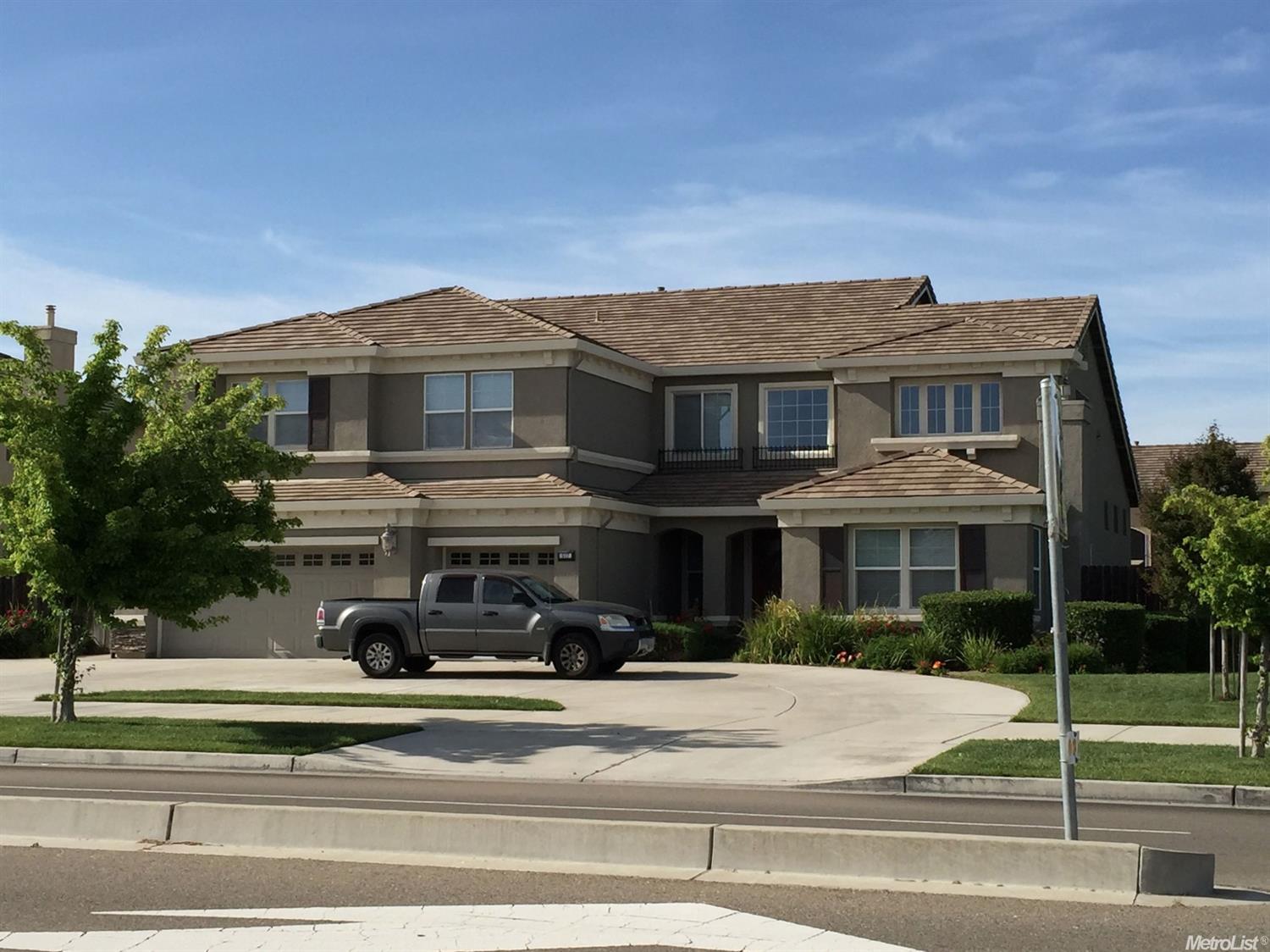 517 W Colony Rd, Ripon, CA 95366 photo 1