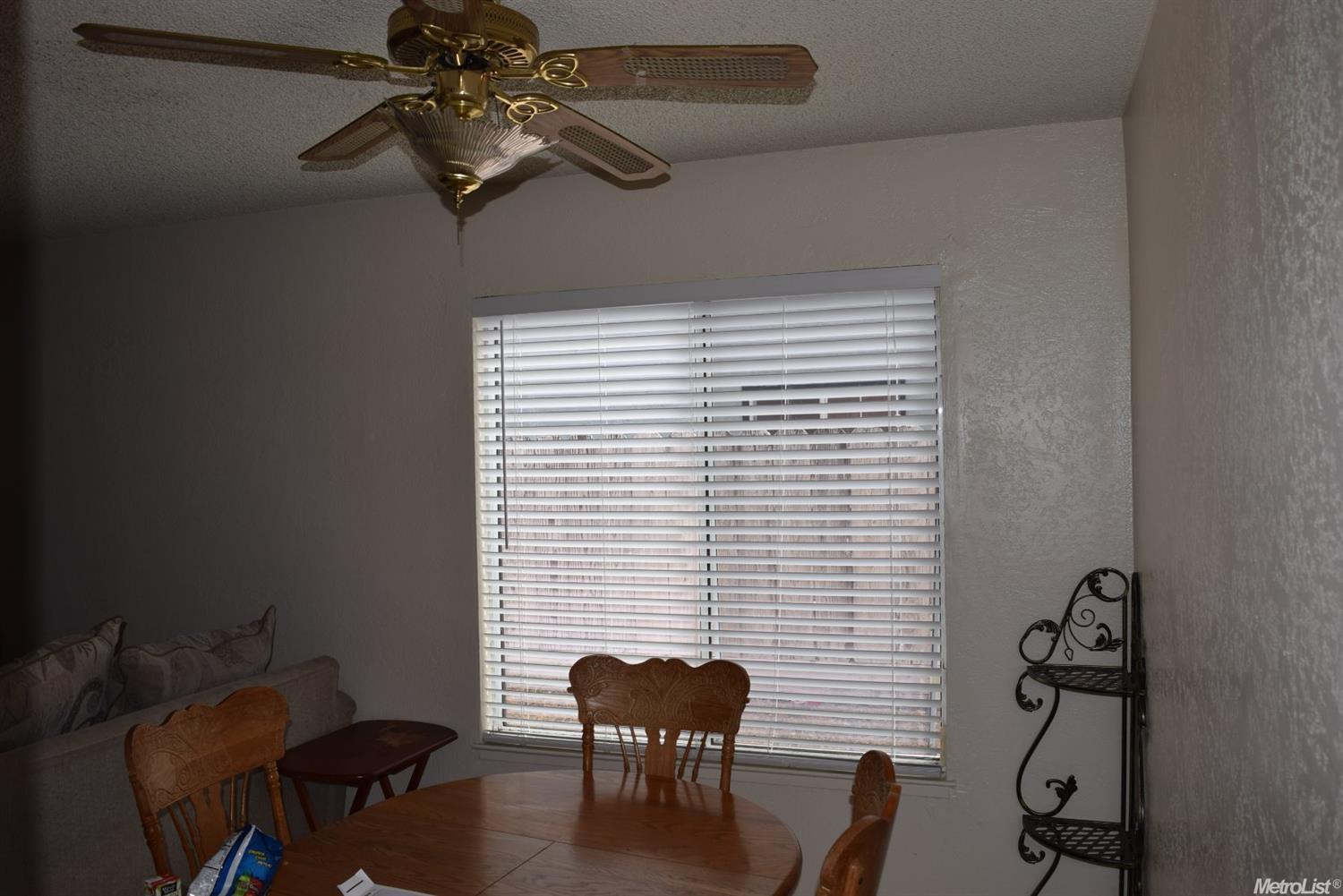140 Yosemite Dr, Tracy, CA 95376 photo 5