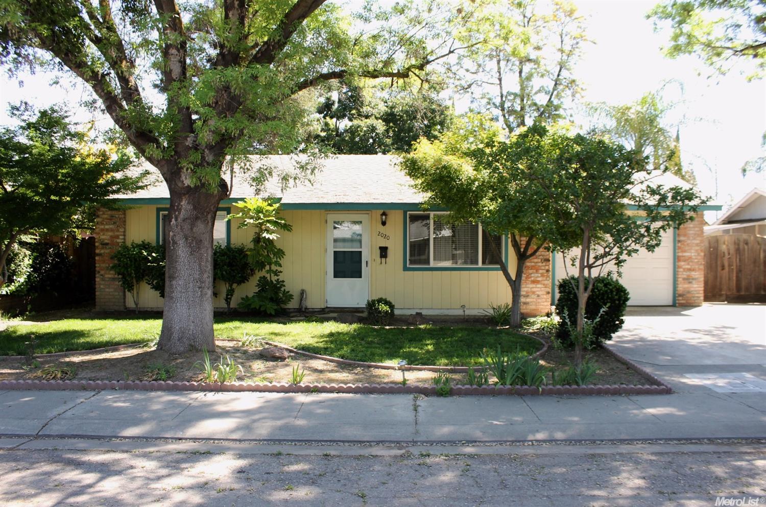 2020 Enfield, Modesto, CA 95355 photo 1